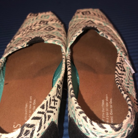Patterned Toms! - Picture 2 of 4